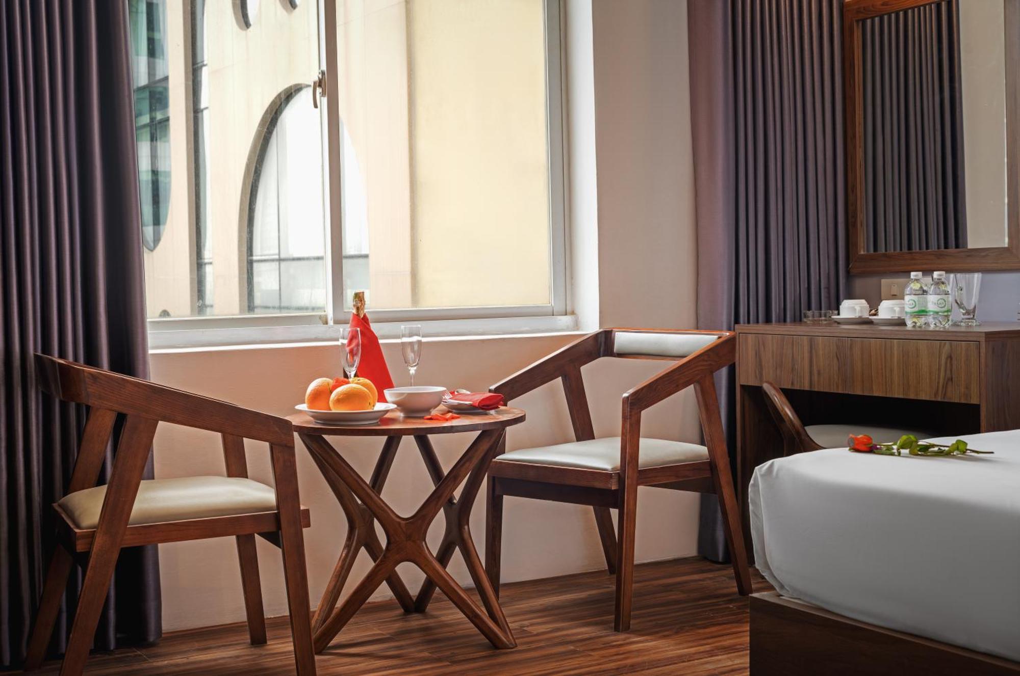 Bidv Beach Hotel Nha Trang Exteriör bild